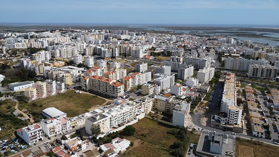Faro, photographed for Wikimedia Commons