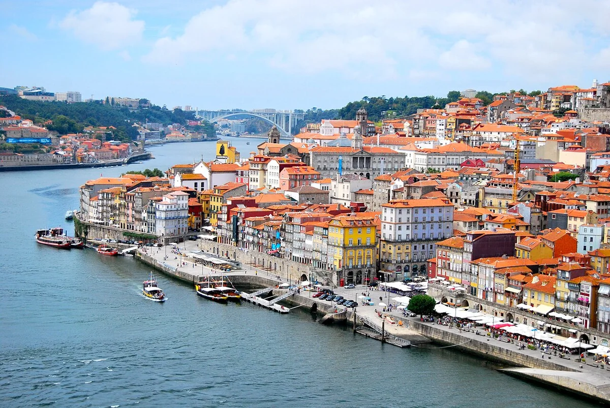 Porto, photographed for Wikimedia Commons